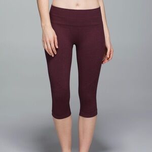 Lululemon in the flow crop 2 Burgundy Leggings size S